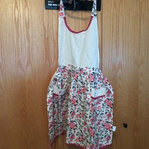 Sur la Table Apron - Like New